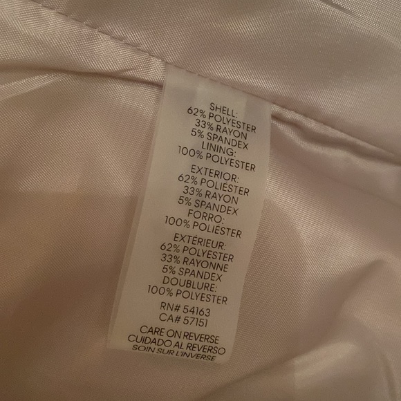 Calvin Klein Women's Two Button Lux Blazer Petite New with Tag - Picture 5 of 6